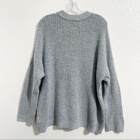American Eagle Oversized Softest Crew Neck Sweater in Grey - Picture 3 of 7